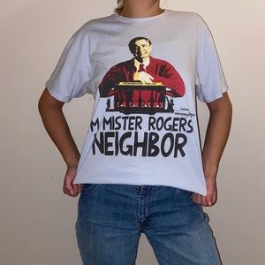 Mr. Rogers tee🍎